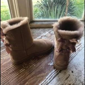 Bailey bow Ugg’s